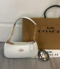 Picture of Coach Handbags _SKUfw242008642fw